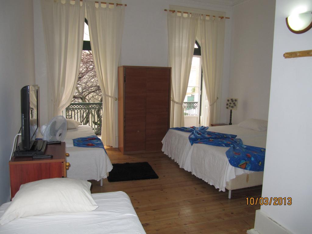 Go Hostel Lisboa Værelse billede