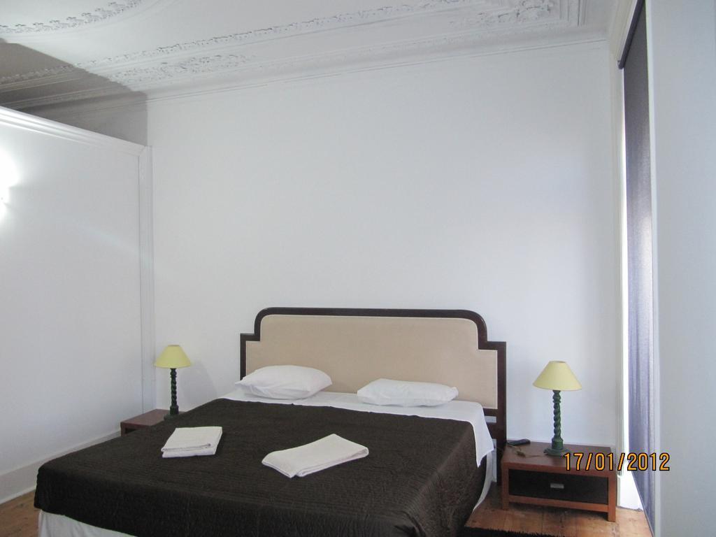 Go Hostel Lisboa Værelse billede