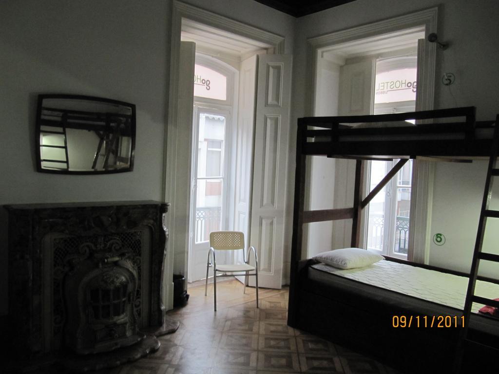 Go Hostel Lisboa Værelse billede